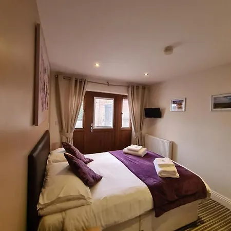 Gasthuis The Courtyard 3*